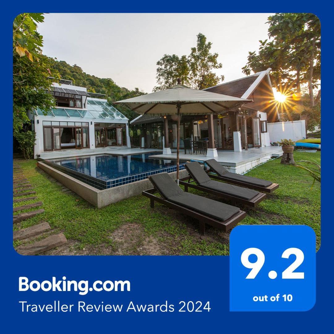 Beach Front Villa Ban Bang Po Bagian luar foto